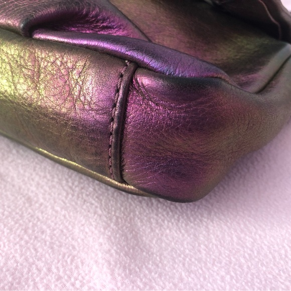 Rare Marc Jacobs holographic napa, leather crossbody bag. - Picture 6 of 13
